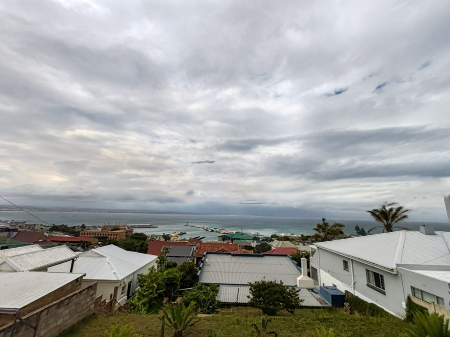 6 Bedroom Property for Sale in Mossel Bay Central Western Cape